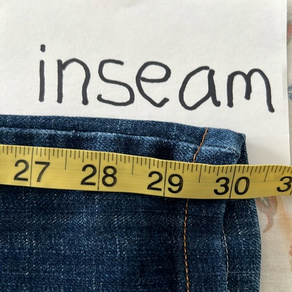 Lee relaxed fit, mid rise, straight leg jeans size 18 - Picture 13 of 14